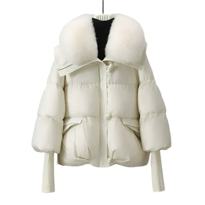 Felicia - Luxurious puffer jacket with faux fur collar